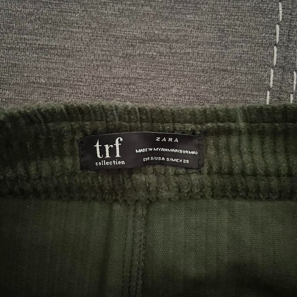 Classic Zara Dark Green Skirt - Picture 3 of 4